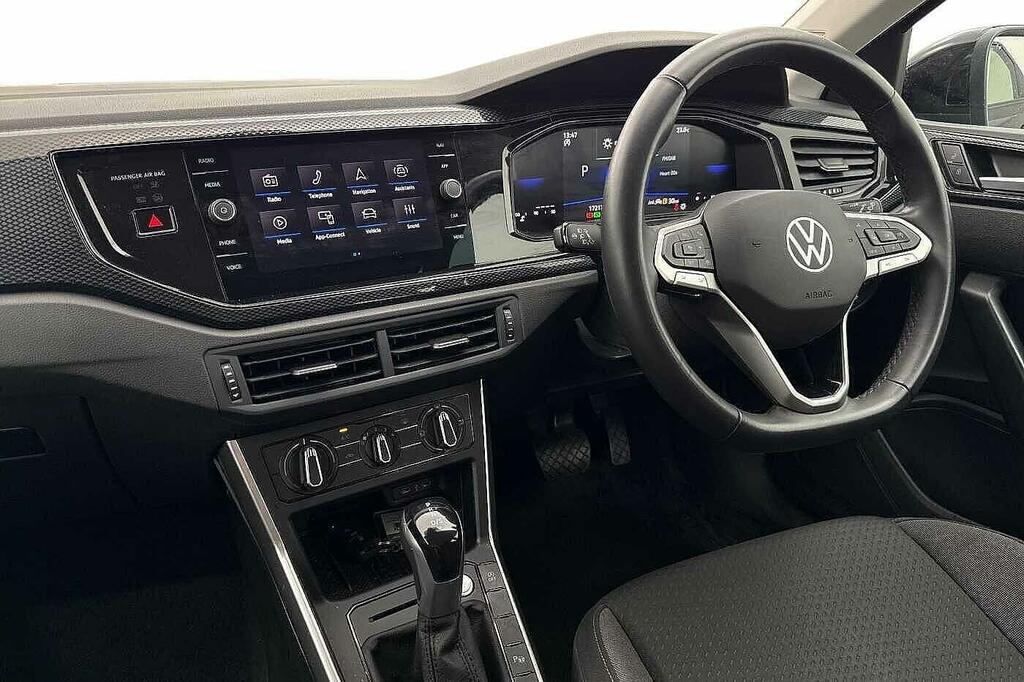 Volkswagen Taigo 1.0 Tsi 115 Match Dsg Keyless Access, Rear Black #2