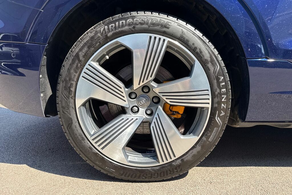 Audi E-tron Suv Black #10
