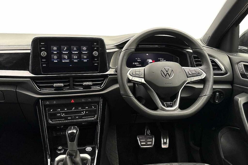 Volkswagen T-Roc 1.5 Tsi Black Edition Plus Dsg Pan Roof, Rear Black #2
