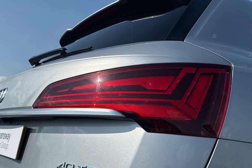 Audi Q5 2.0 Tdi 40 Sport Sportback S Tronic Quattro Euro 6 Black #15