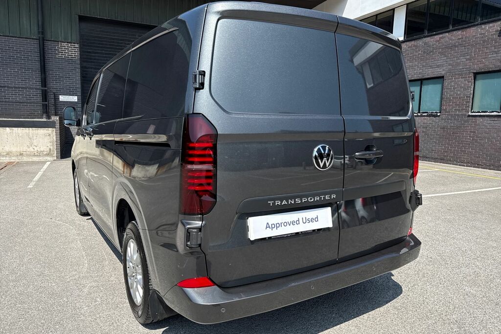 Volkswagen Transporter T7 Tdi 150 6 Speed Commerce Plus Sport Swb In Froz White #7