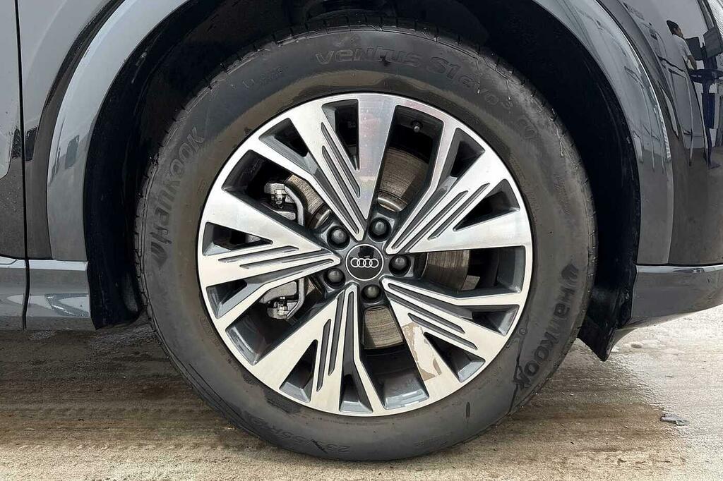 Audi Q4 E Tron Q4 Sport 40 E-tron 150,00 Kw KR75ZVC Black #5