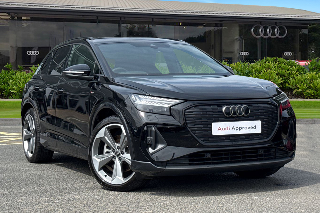 Audi Q4 E Tron Q4 Black Edition 45 E-tron 210,00 Kw Black