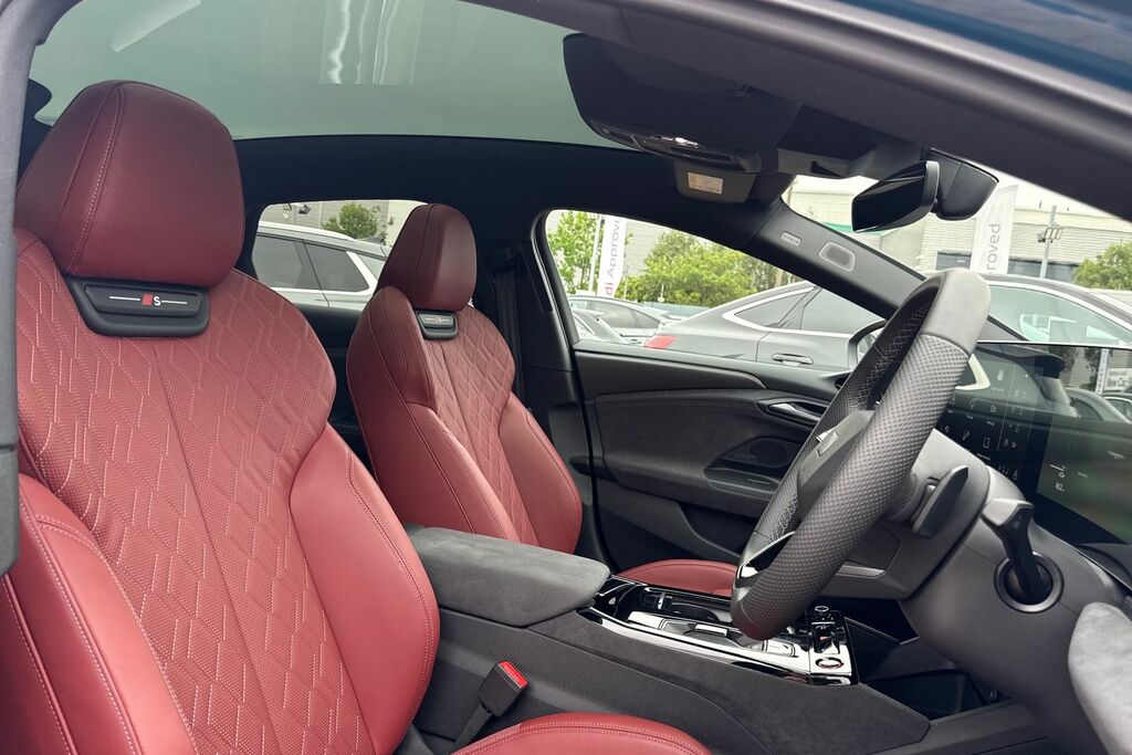 Audi S6 E-Tron Sportback S6 Sportback Edition 1 E-tron 370,00 Kw Black #44