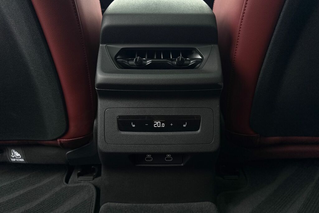 Audi S6 E-Tron Sportback S6 Sportback Edition 1 E-tron 370,00 Kw Black #38