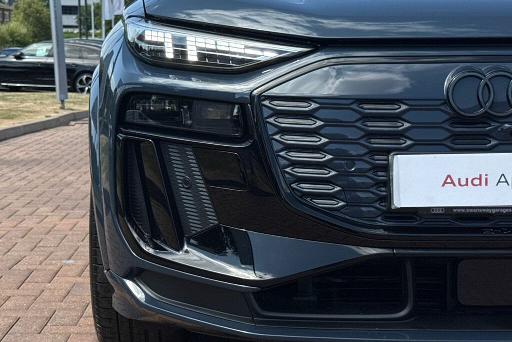 Audi SQ6 E-Tron Sq6 Sportback Edition 1 E-tron 360,00 Kw Blue #28