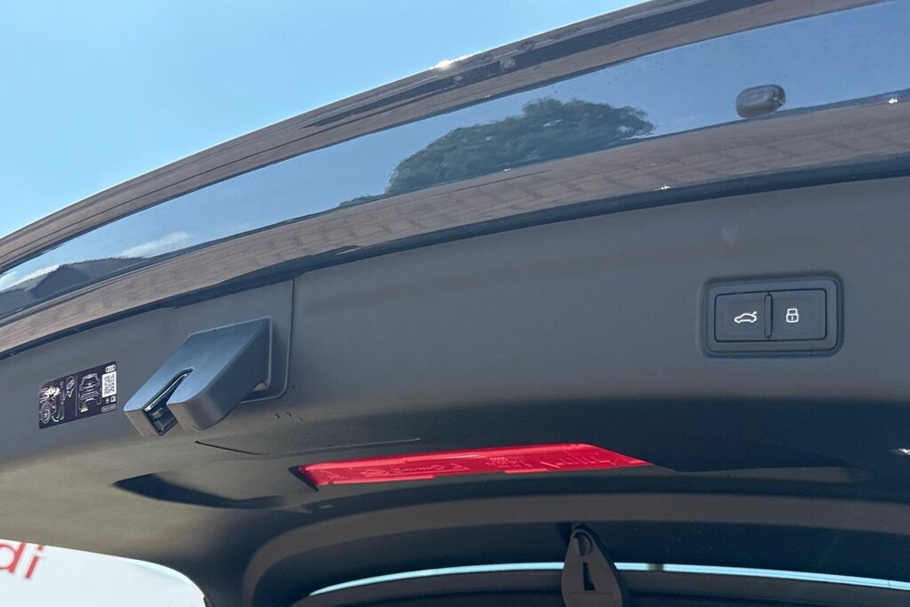 Audi SQ6 E-Tron Sq6 Sportback Edition 1 E-tron 360,00 Kw Blue #40