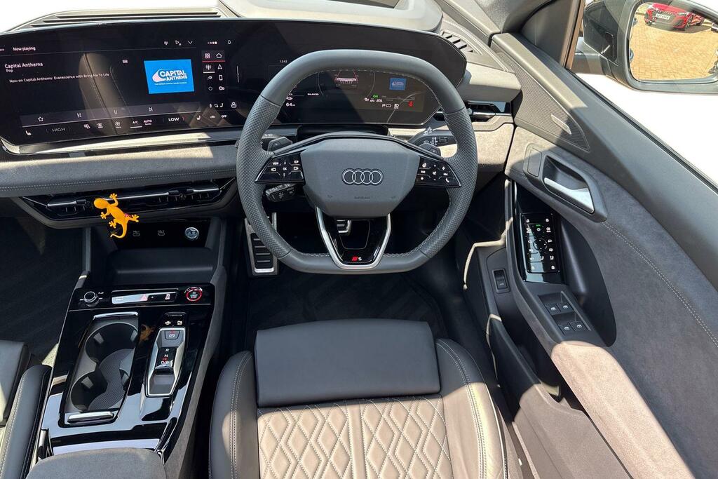Audi SQ6 E-Tron Sq6 Sportback Edition 1 E-tron 360,00 Kw Blue #17