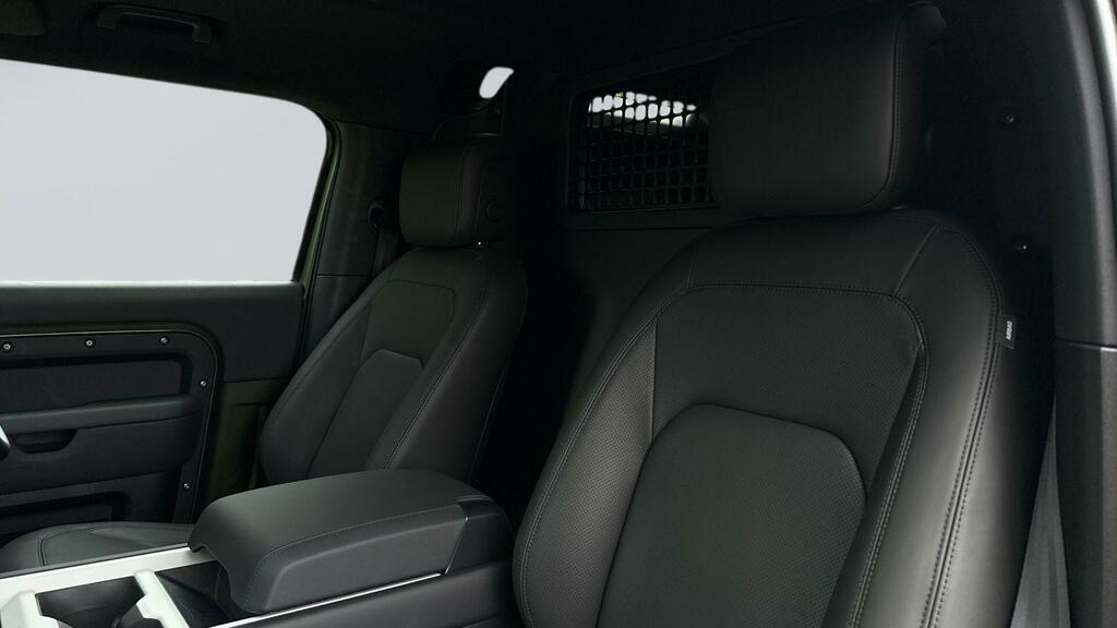 Land Rover Defender 3.0 D350 Hard Top X-dynamic Hse Green #3