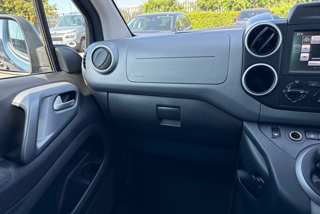 Citroen Berlingo Panel Van White #19