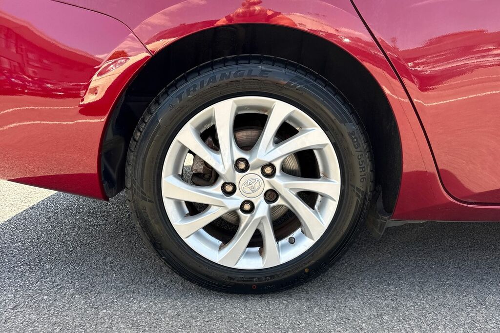 Toyota Auris 1.8 Vvt-h Business Edition Touring Sports Cvt Euro Red #6