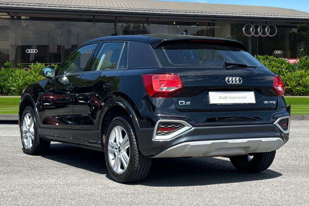 Audi Q2 Sport 30 Tfsi 110 Ps 6-Speed Black #2