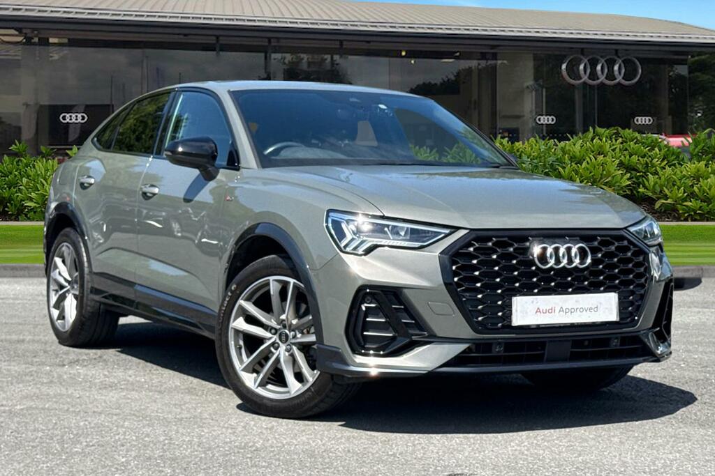 Audi Q3 Black Edition 35 Tfsi 150 Ps S Tronic Grey