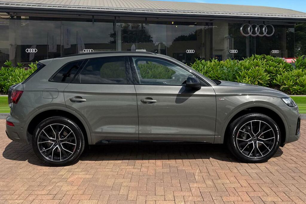 Audi Q5 Black Edition 40 Tdi Quattro 204 Ps S Tronic Grey #3
