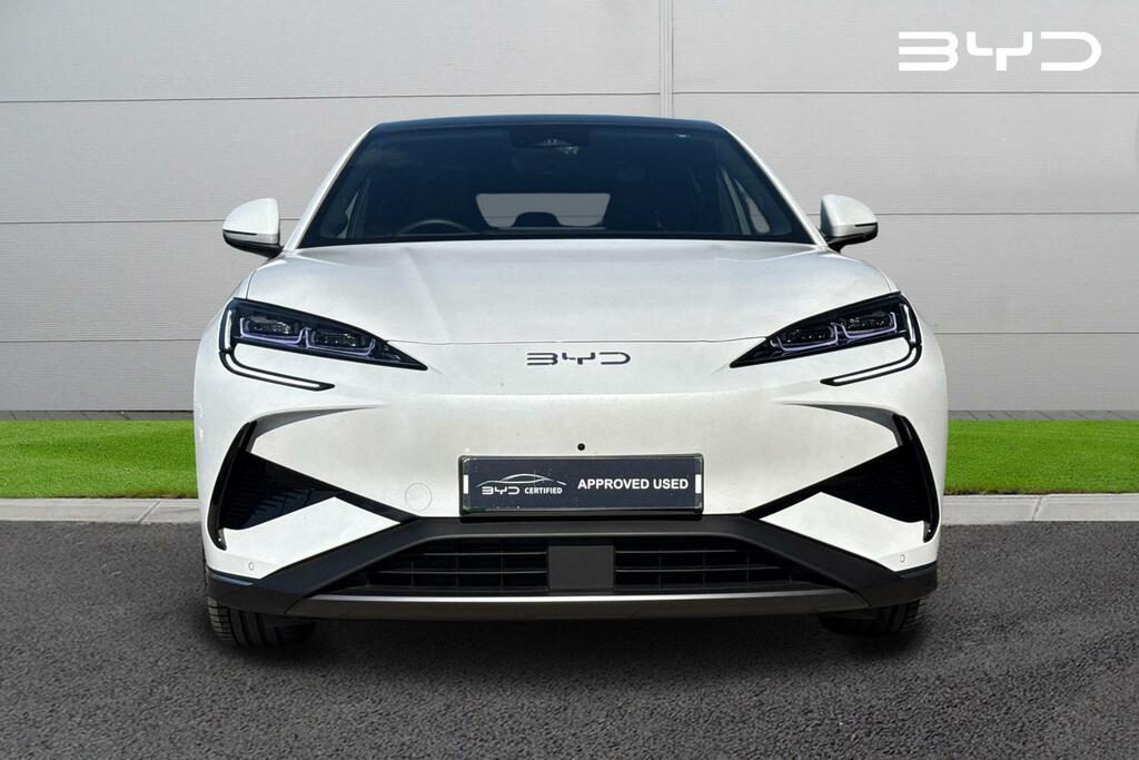 Byd Sealion 7 91.3Kwh Excellence Awd White #5