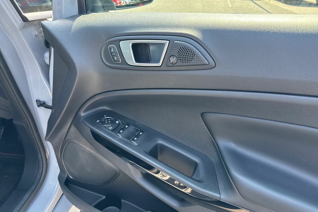Ford Ecosport Titanium Silver #17
