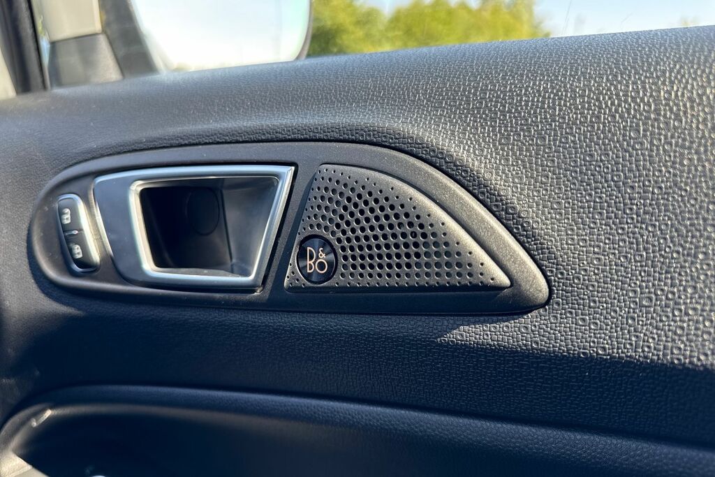 Ford Ecosport Titanium Silver #45