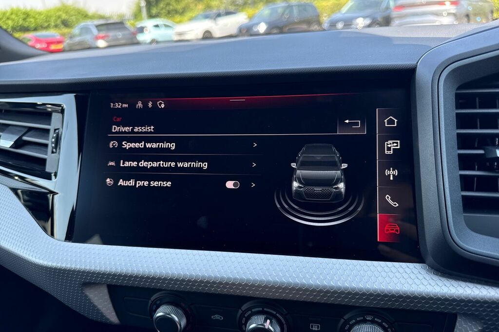 Audi A1 S Line Black #52