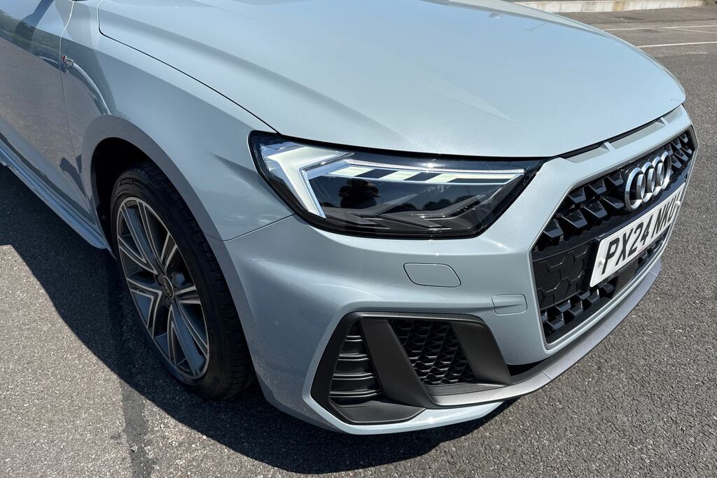 Audi A1 S Line Black #24