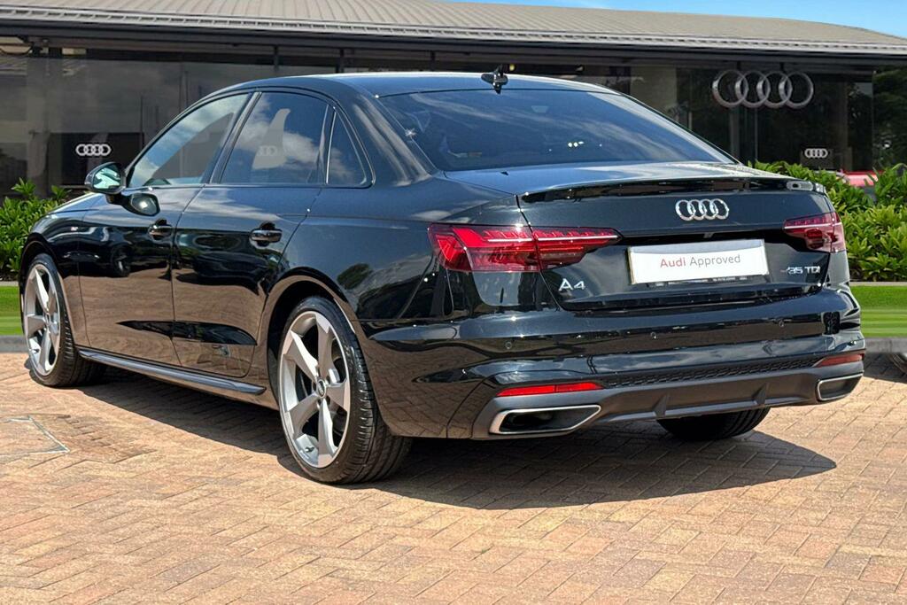 Audi A4 Black Edition 35 Tdi 163 Ps S Tronic Black #2