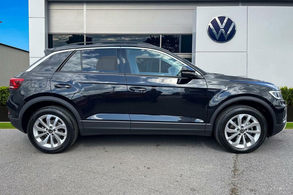Volkswagen T-Roc 1.5 Tsi Match Dsg GF75CLX Black #3