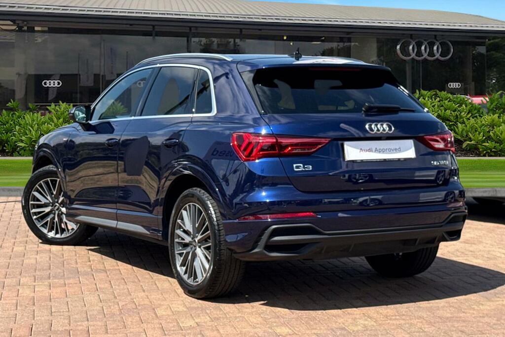 Audi Q3 S Line 35 Tfsi 150 Ps S Tronic Blue #2
