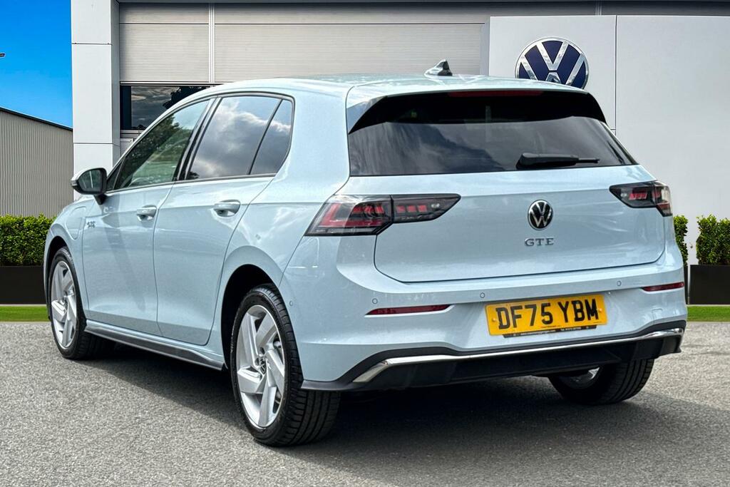Volkswagen Golf 1.5 Tsi 272 Gte Ehybrid Dsg Tilting And Slidi DF75YBM Blue #2
