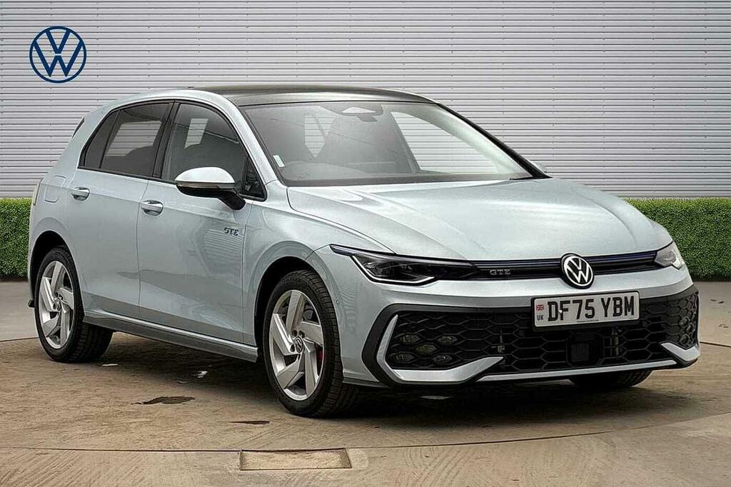 Volkswagen Golf 1.5 Tsi 272 Gte Ehybrid Dsg Tilting And Slidi Blue