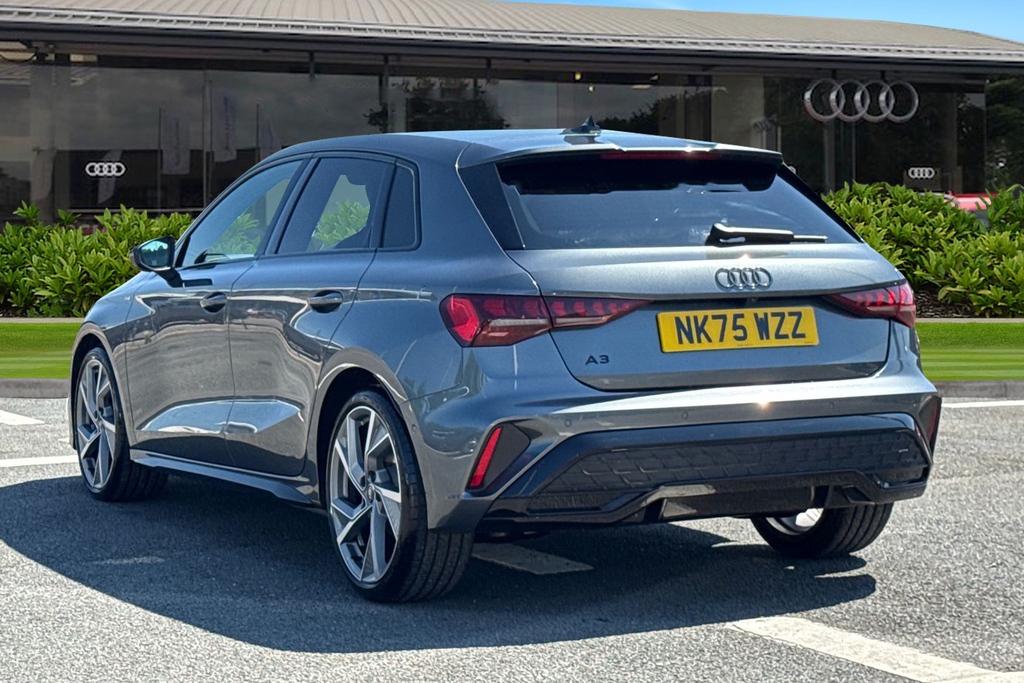 Audi A3 Black Edition Tfsi 150 Ps S Tronic NK75WZZ Grey #2