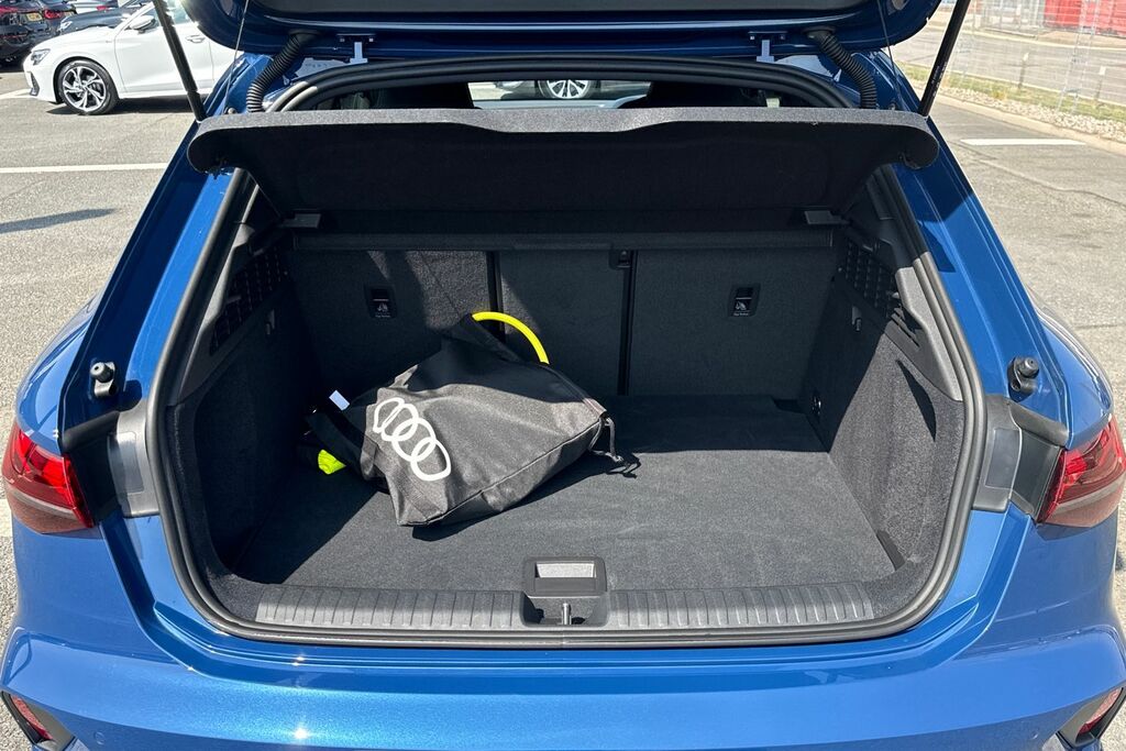 Audi A3 S Line Tfsi E 204 Ps S Tronic KS75EMX Blue #6