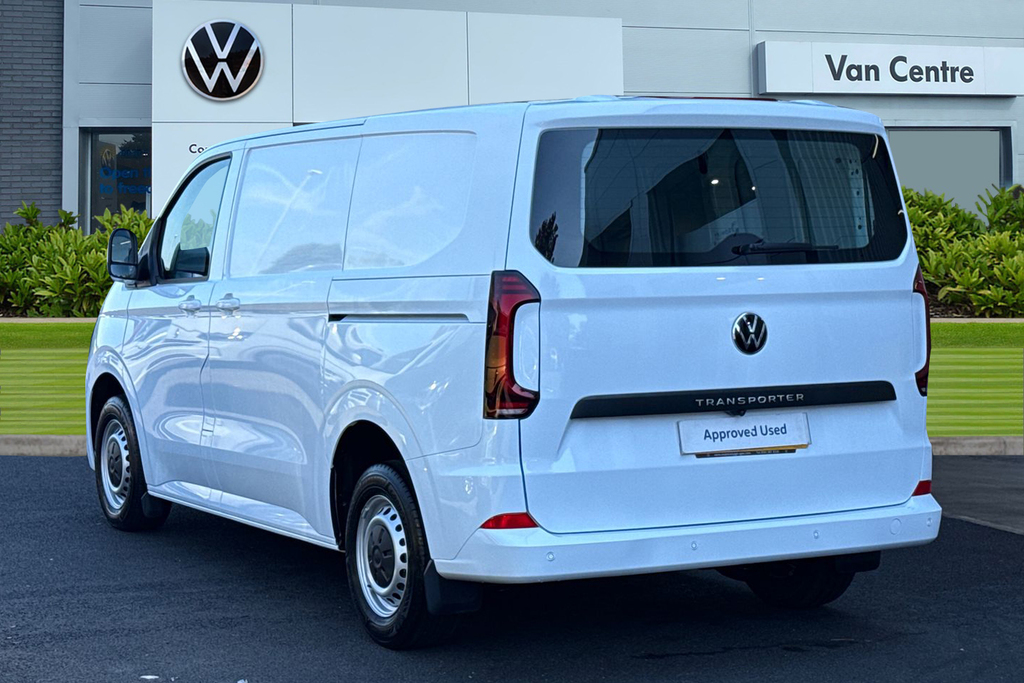 Volkswagen Transporter 2.0 Tdi 150 Commerce Plus Van MF26ENK White #2