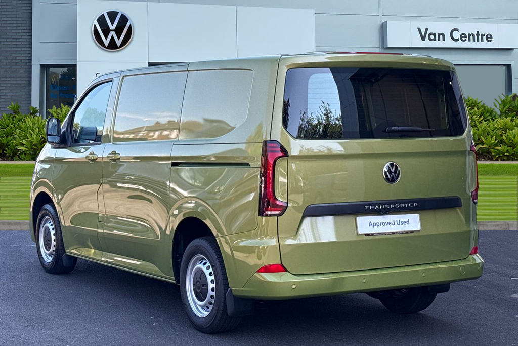 Volkswagen Transporter 2.0 Tdi 150 Commerce Plus Van MF26EOJ Green #2