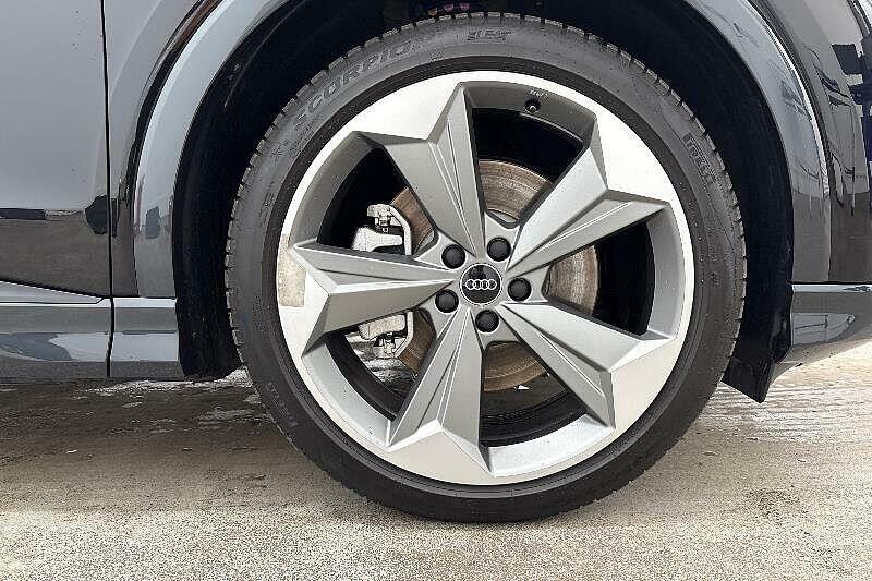 Audi Q4 E Tron Q4 Black Edition 45 E-tron 210,00 Kw Black #4