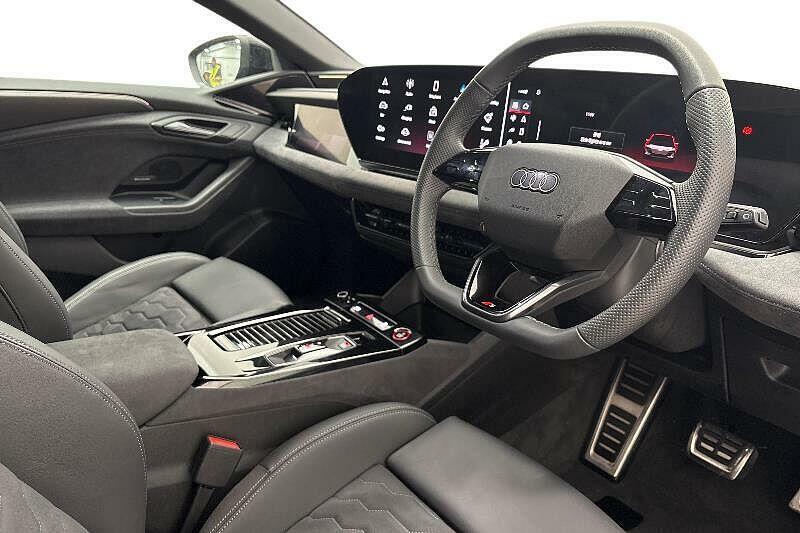Audi A6 E-tron Avant Edition 1 Blue #6