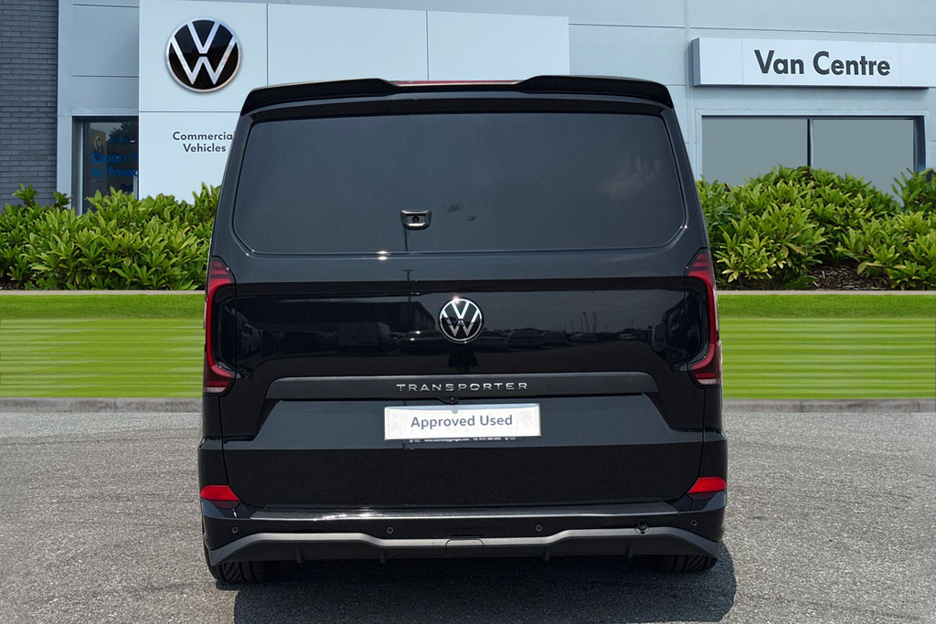 Volkswagen Transporter 2.0 Tdi 170 Commerce Pro Van DA26HKX Black #4