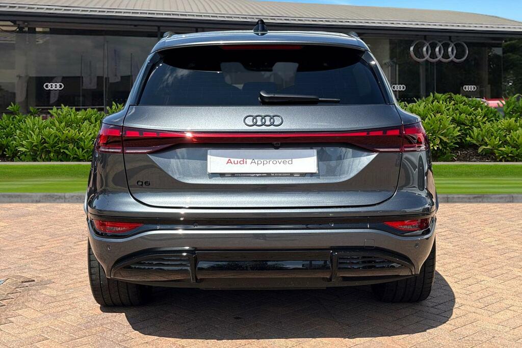 Audi Q6 E-Tron Q6 Suv Edition 1 E-tron Performance 225,00 Kw Grey #4