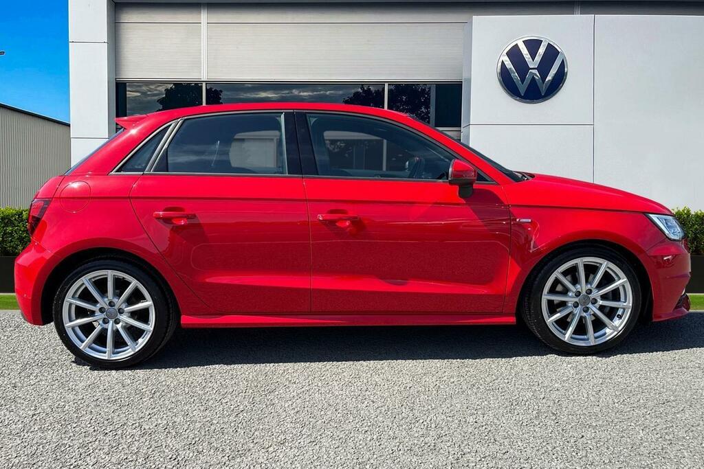 Audi A1 1.4 Tfsi 150 S Line Red #3