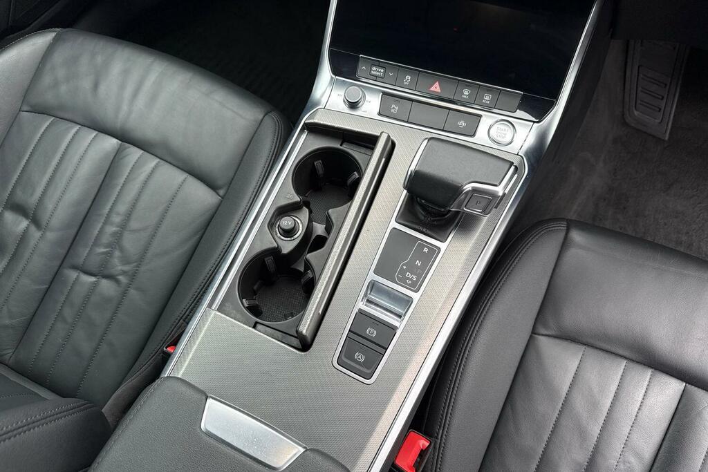 Audi A6 Avant Se Executive Black #19