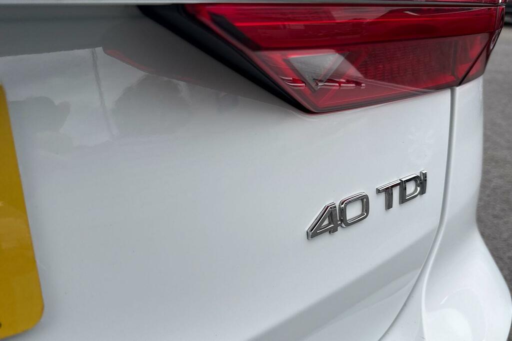 Audi A6 Avant Se Executive Black #26