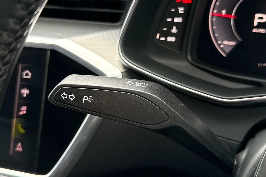 Audi A6 Avant Se Executive Black #45