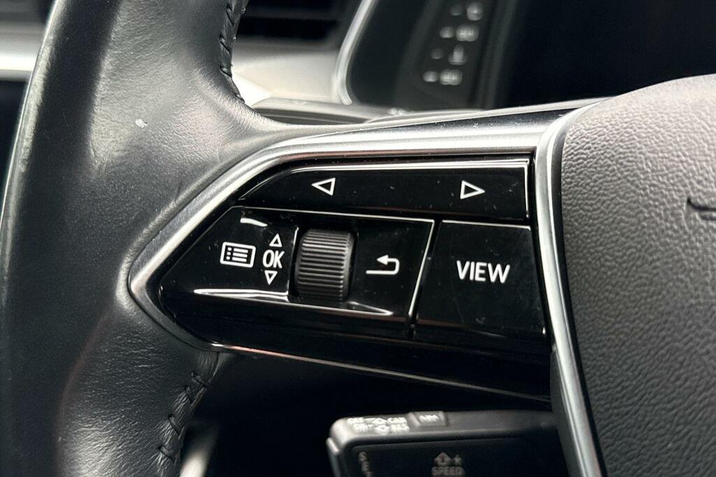 Audi A6 Avant Se Executive Black #39