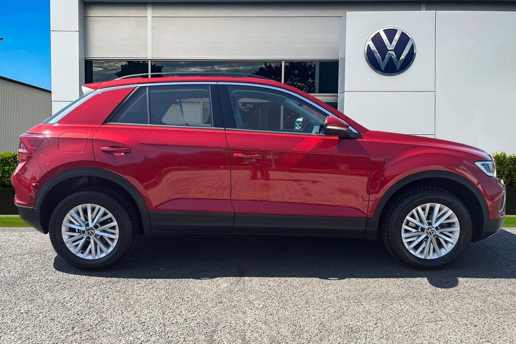 Volkswagen T-Roc 1.5 Tsi Life Dsg Red #3