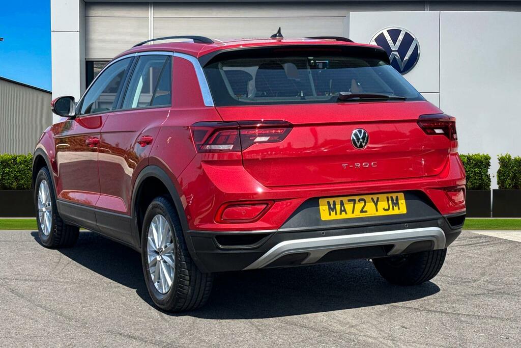 Volkswagen T-Roc 1.5 Tsi Life Dsg Red #2