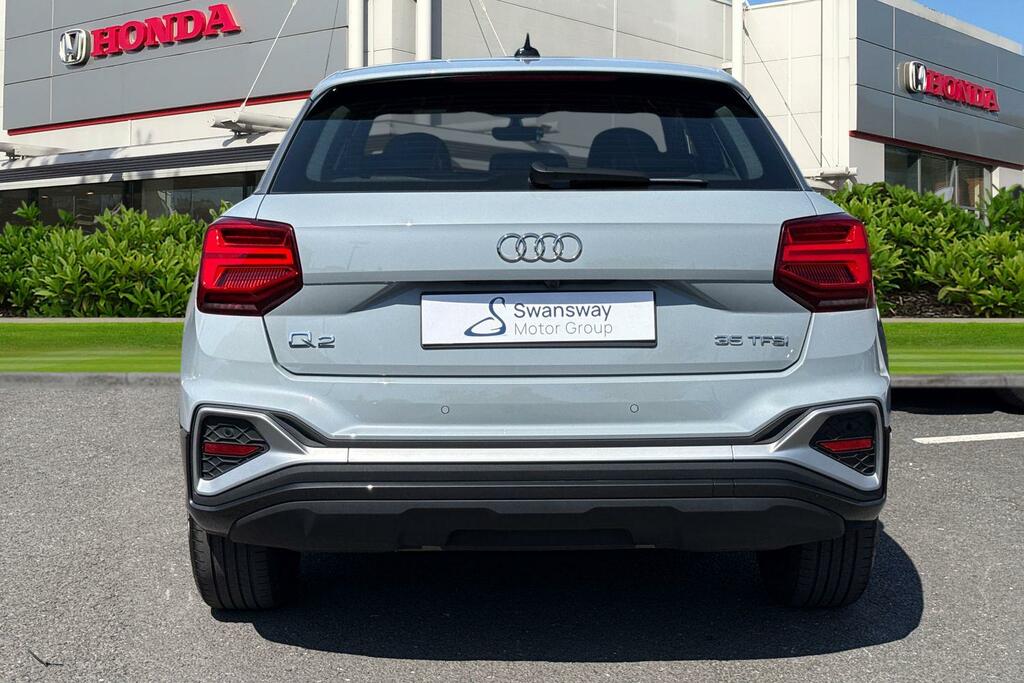 Audi Q2 35 Tfsi S Line S Tronic Grey #5