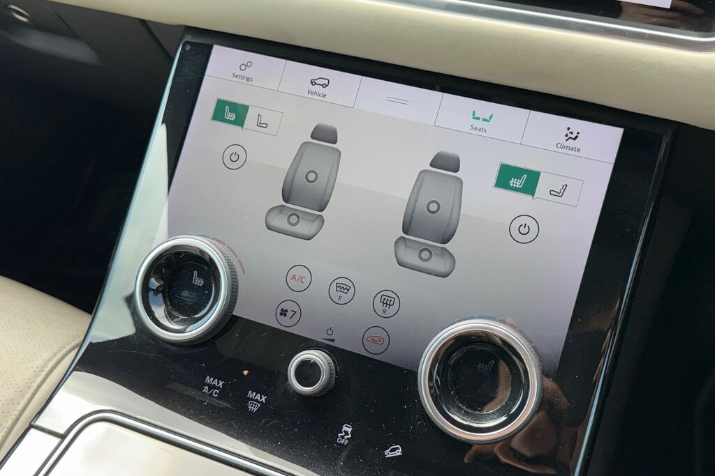 Land Rover Range Rover Velar Velar R-dynamic S White #26