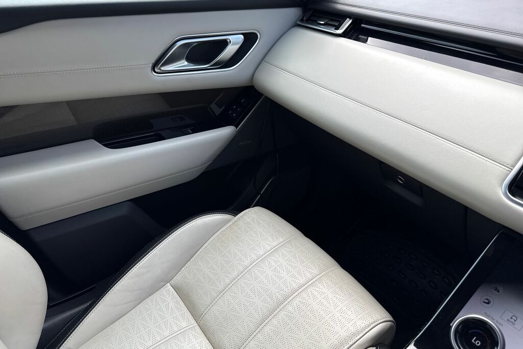 Land Rover Range Rover Velar Velar R-dynamic S White #19