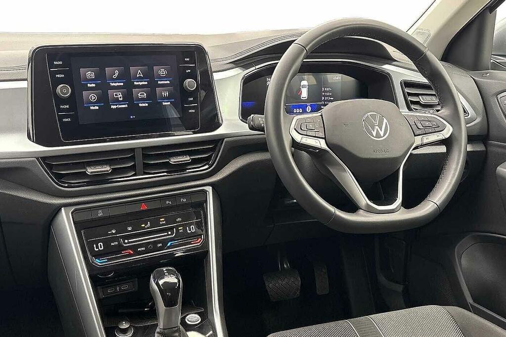 Volkswagen T-Roc 1.5 Tsi Match Dsg Silver #2