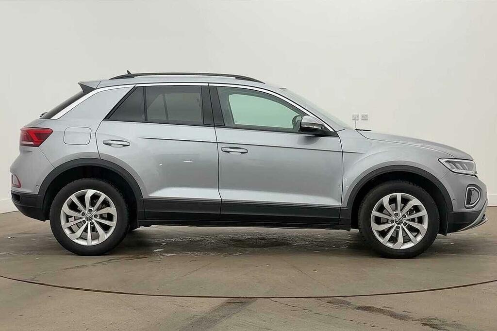 Volkswagen T-Roc 1.5 Tsi Match Dsg Silver #4