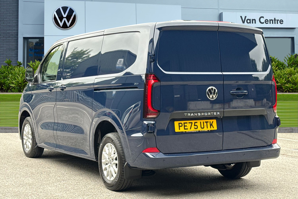 Volkswagen Transporter 2.0 Tdi 150 Commerce Pro Van PE75UTK Purple #2