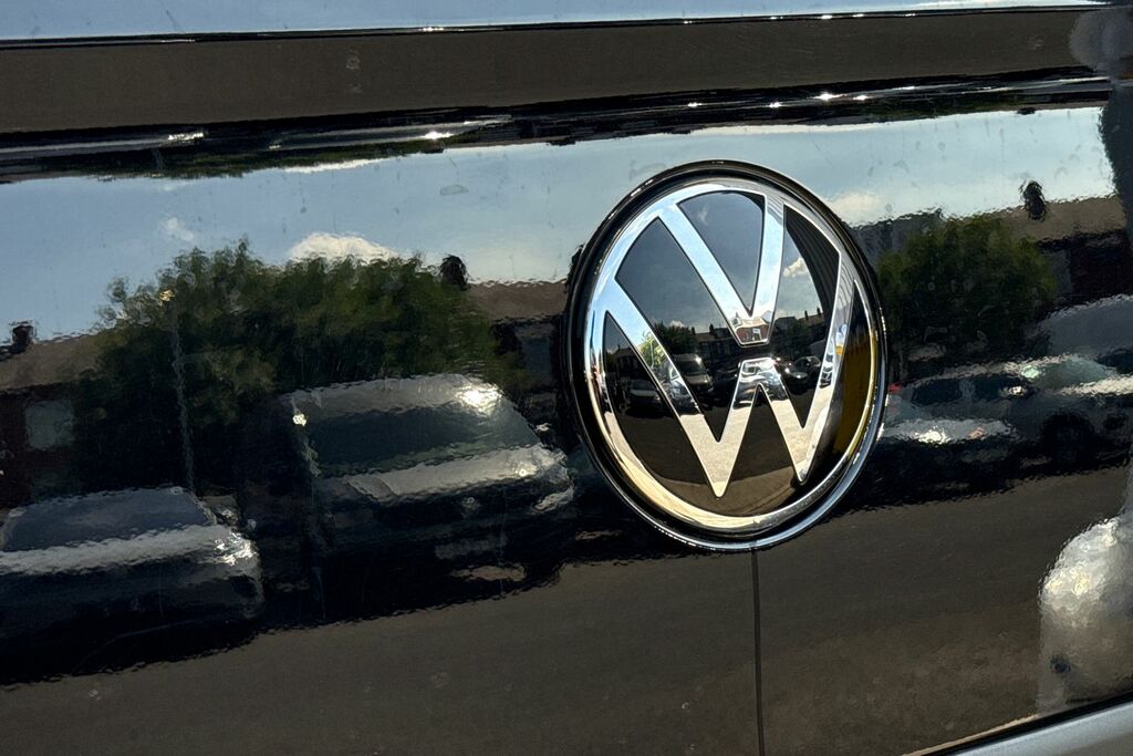 Volkswagen Transporter Commerce Plus White #24